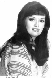 Müjde Ar Siyah Beyaz Kartpostal KRT996 - Gökçekoleksiyon