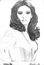 Müjde Ar Siyah-Beyaz Kartpostal (Küçük Boy) KRT23848 - Gökçekoleksiyon