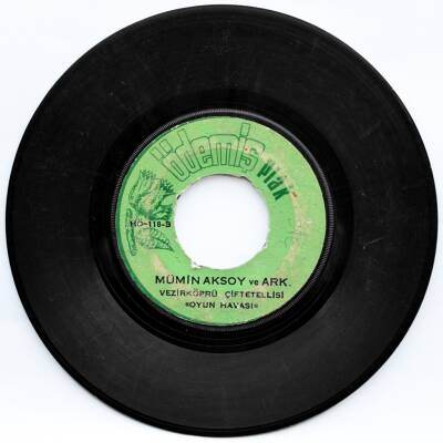 Mümin Aksoy Ve Ark. - Çölde Al (107) PLK7059 - 2