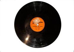 Zeki Müren - Kalbimdeki Tek Hatıra & Derdimden Anlayan Yok TAŞ PLAK (10/7.5) PLK26192 - Gökçekoleksiyon