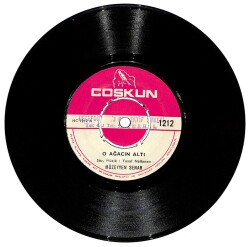 Müzeyyen Senar - O Ağacın Altı / Ben Garibim (10/9.5) PLK11195 - 1