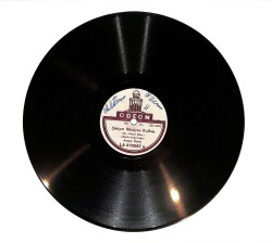 Ahmet Üstün - Şikayet Bilmiyen Kalbim / Baharda Bu Yıl TAŞ PLAK (10/7.5) PLK23409 - Gökçekoleksiyon