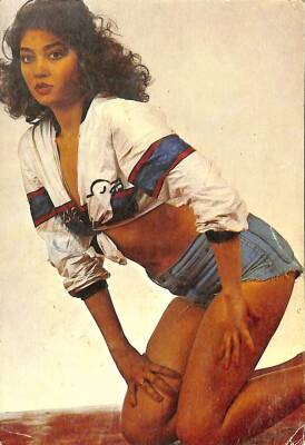 Nazan Saatçi Kartpostal KRT16857 - 1