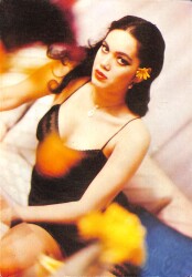 Nazan Şoray Kartpostal (Küçük Boy) KRT21752 - Gökçekoleksiyon