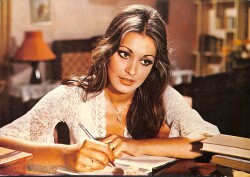 Neclâ Nazır Kartpostal (Orta Boy) KRT23476 - Gökçekoleksiyon