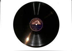 Conchita Piquer – Coplas Del Almendro / Yo No Me Quiero Enterar TAŞ PLAK (10/7) PLK26100 - Gökçekoleksiyon