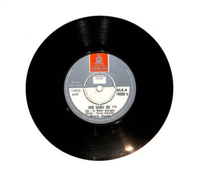 Nesrin Sipahi - Son Şarkı Bu / Bekliyeceğim PLAK (10/8)PLK22638 - 2