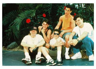 New Kids On The Block Büyük Boy Kartpostal KRT9286 - 1