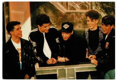 New Kids On The Block Büyük Boy Kartpostal KRT9330 - 1