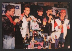 New Kids On The Block Büyükboy Kartpostal KRT4978 - Gökçekoleksiyon