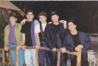 New Kids on the Block Kartpostal KRT10452 - 1