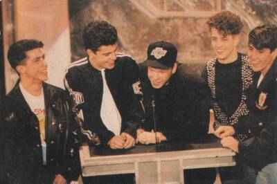 New Kids on the Block Kartpostal KRT10457 - 1