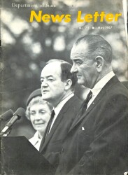 News Letter Dergisi No.73 May 1967 - MacArthur Honored By The Red Cross For His Services NDR77436 - Gökçekoleksiyon