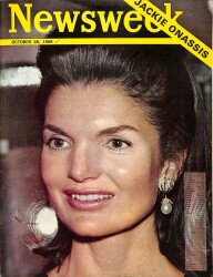 Newsweek 28 October 1968 - Jackie Onassis, Pete Axthelm, Johnathan Rodgers, Peter Janssen NDR84696 - Gökçekoleksiyon