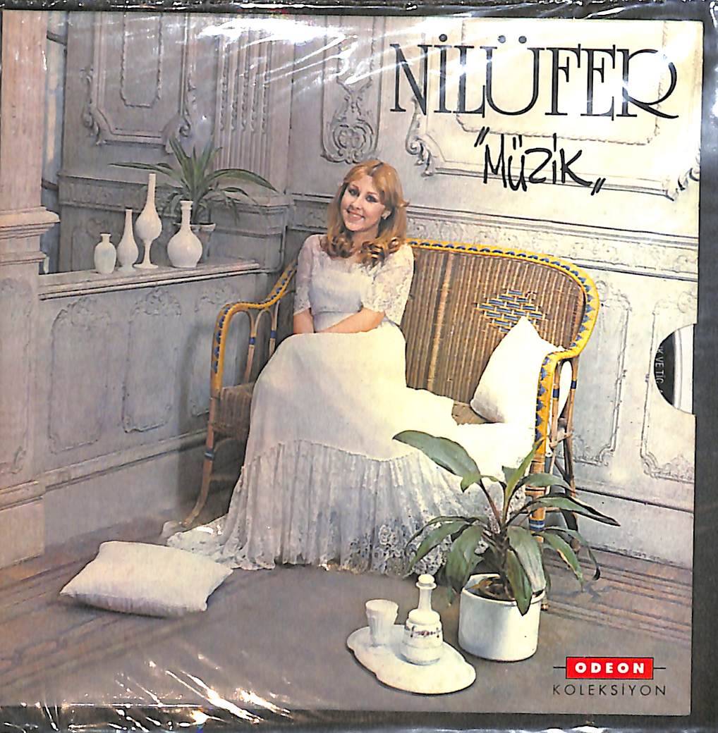 Nilüfer ‎– Müzik CD (İkinci El) CD5838 - 1
