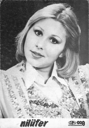 Nilüfer Siyah-Beyaz Orta Boy Kartpostal KRT18907 - Gökçekoleksiyon