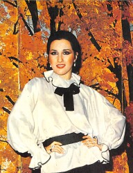 Nükhet Duru Kartpostal (Küçük Boy) KRT21572 - Gökçekoleksiyon