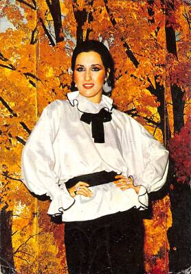 Nükhet Duru Orta Boy Kartpostal KRT18931 - 1