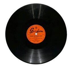 Nuri Sesigüzel - Avcı Vurmuş Bir Ceylanı / Gurbet Acı Geldi Bana TAŞ PLAK (10/7) PLK27098 - 2