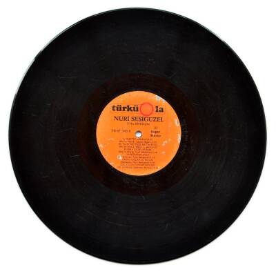 Nuri Sesigüzel - Orta Mektepte Durdum LP Plak PLK1718 - 2