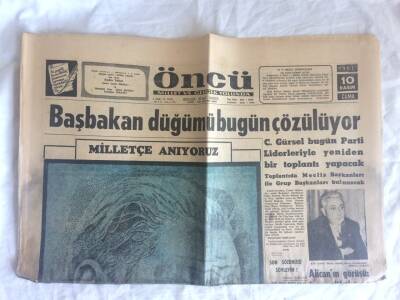 Öncü Gazetesi 10 Kasım 1961 - Başbakan Düğüm Bugün Çözülüyor GZ73390 - 1