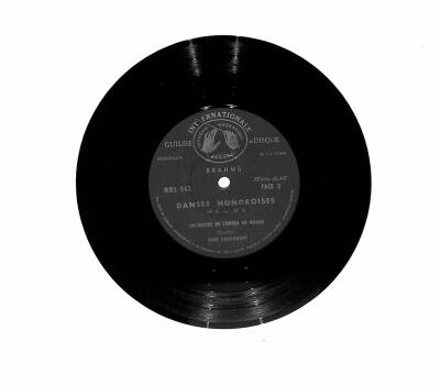 Orchestre De LOpera De Vienne - Danses Hongroises PLAK (108) PLK22388 - 1