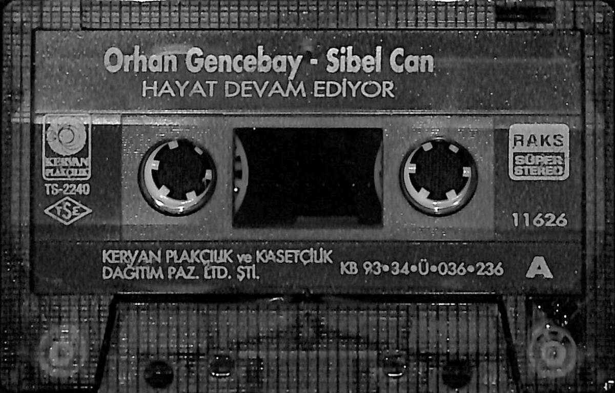 Orhan Gencebay / Sibel Can - Hayat Devam Ediyor Kaset (Bordo Bandrol - İkinci El) KST27837 - 2