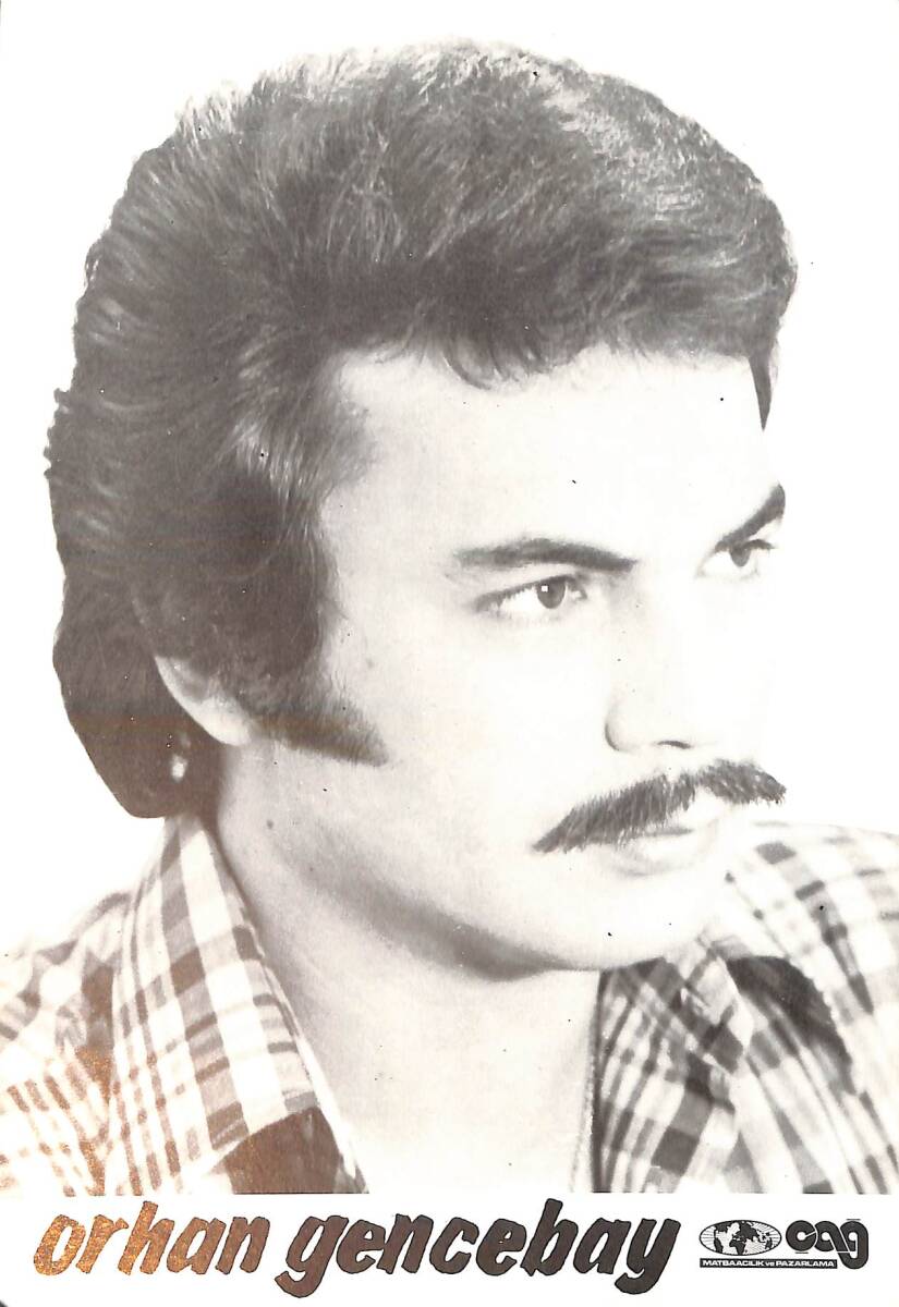 Orhan Gencebay Siyah-Beyaz Kartpostal (Orta Boy) KRT23550 - 1