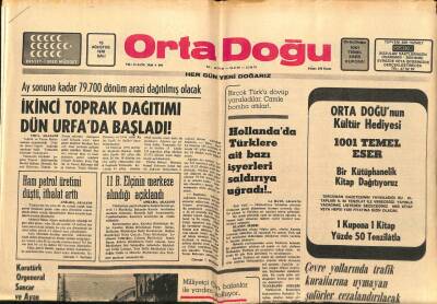 Orta Doğu Gazetesi 10 Ağustos 1976 - Kızıl Çinde 6 Milyon İnsan Aç Ve Perişan GZ89295 - 1