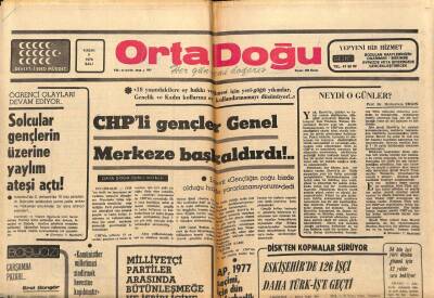 Orta Doğu Gazetesi 9 Kasım 1976 - CHPli Gençler Genel Merkeze Başkaldırdı GZ89253 - 1