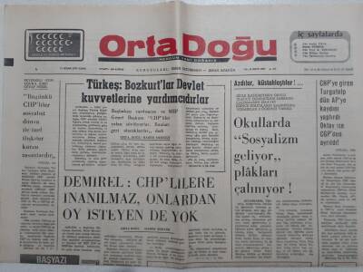 Ortadoğu Gazetesi - 11 Nisan 1975 - Türkeş Bozkurtlar Devlet Kuvvetlerine Yardımcıdırlar GZ111754 - 1