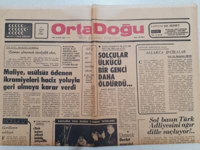 Ortadoğu Gazetesi - 14 Ocak 1977 - Solcular Ülkü Bir Genci Öldürdü GZ111373 - 1