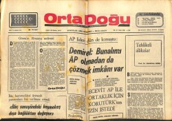 Ortadoğu Gazetesi 15 Ekim 1974 - Bülent Ecevit AP İle Ortaklık İçin Korutürkten İzin İstedi GZ66483 - 2