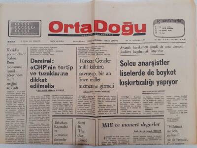Ortadoğu Gazetesi - 15 Ocak 1976 - Mustafa Vuralın Sergisi GZ111427 - 1