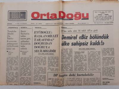 Ortadoğu Gazetesi - 18 Eylül 1975 - Karamanlis Kıbrısa Arabulucu Aracı Arıyor GZ111528 - 1