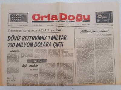 Ortadoğu Gazetesi - 2 Ocak 1976 - Döviz Rezervlerimiz 1 Milyar 100 Milyon Dolara Çıktı GZ111509 - 1