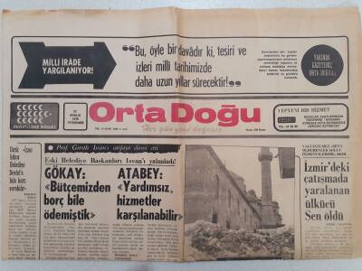 Ortadoğu Gazetesi - 23 Aralık 1976 - Zeki Müren GZ111395 - 1