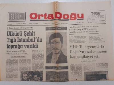Ortadoğu Gazetesi - 23 Kasım 1975 - Ülkücü Şehit İsmail Tığlı Toprağa Verildi GZ111548 - 1