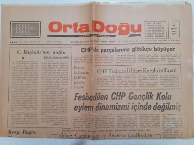 Ortadoğu Gazetesi - 25 Nisan 1976 - CHPde Parçalanma Büyüyor GZ111488 - 1