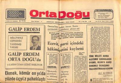 Ortadoğu Gazetesi 28 Ekim 1974 - Demirelden Yardım İsteyen Ecevit , Partisindeki Muhalefetten Şikayet Etti GZ93309 - 1