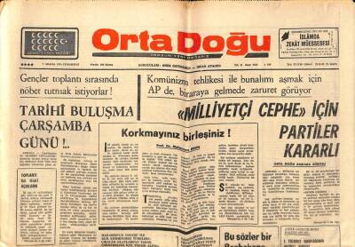 Ortadoğu Gazetesi 7 Aralık 1974 - Komünizm Tehlikesi İle Bunalımı Aşmak İçin APde , Biraraya Gelmede Zaruret Görüyor GZ93321 - 1