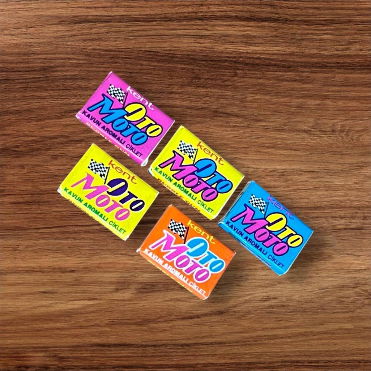 Oto Moto (Kent) 1990s Şekerli Sakız Ful Set # SKZ2372 - 2