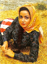 Oya Aydoğan Kartpostal (Küçük Boy) KRT22557 - Gökçekoleksiyon