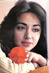 Oya Aydoğan Kartpostal (Küçük Boy) KRT22935 - Gökçekoleksiyon