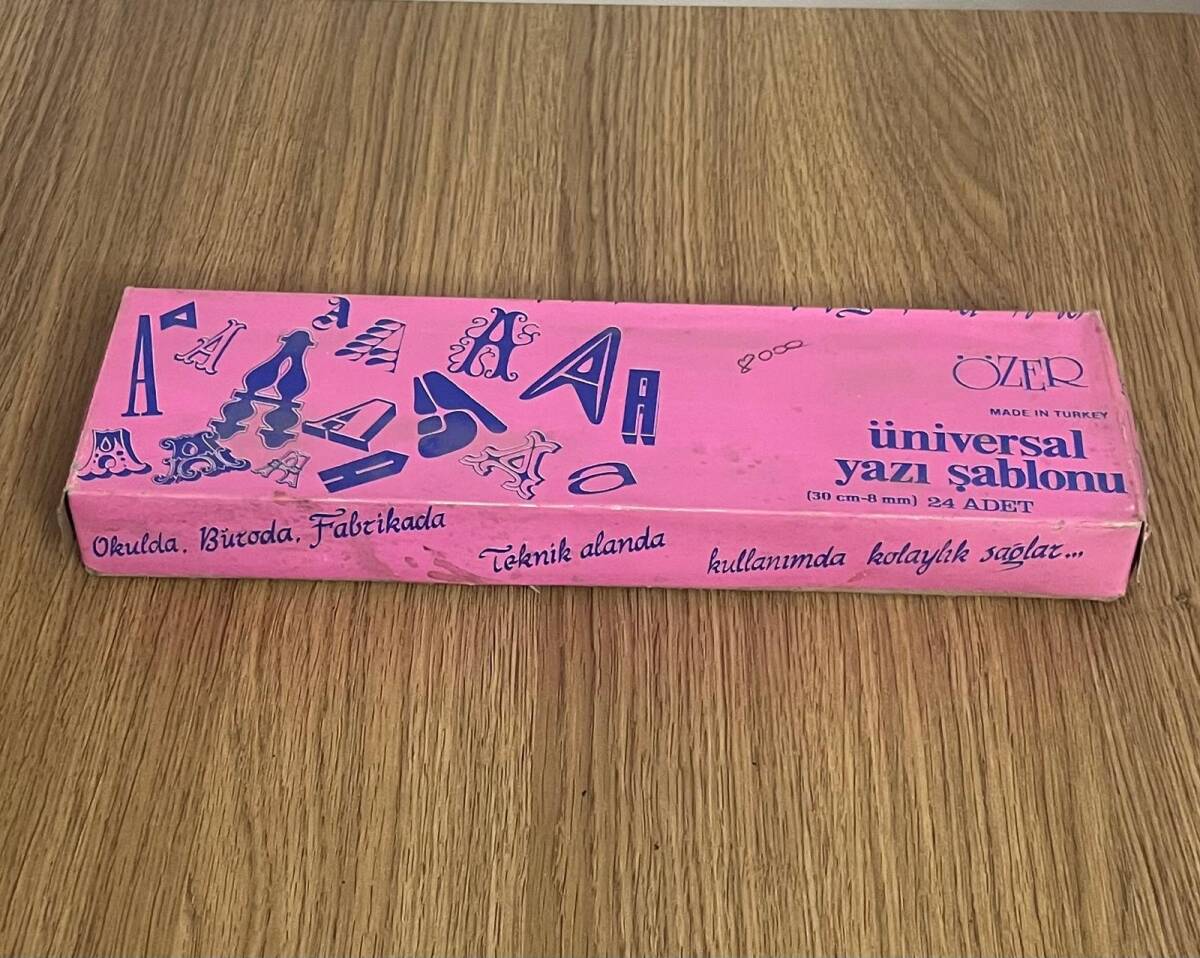 Özer Üniversal Yazı Şablonu 1990s (Tam Dolu Kutu) AOB4798 - 4