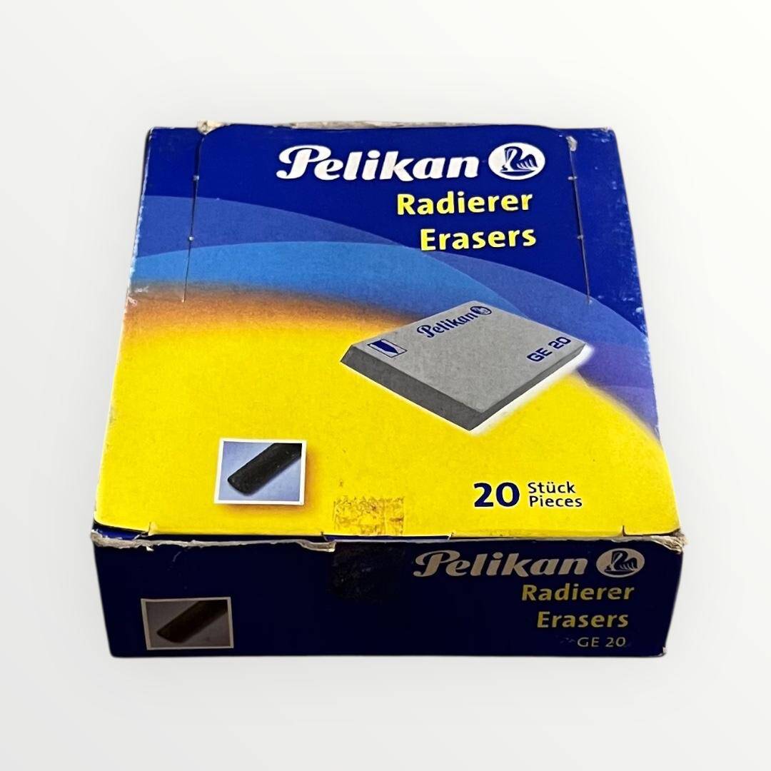 Pelikan Plastik Siyah Silgi Dolu Kutu AOB4756 - 1