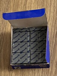 Pelikan Plastik Siyah Silgi Dolu Kutu AOB4756 - 3