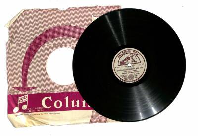 Perihan Altındağ Sözeri - Geçti Sevdalarla Ömrüm Gönül Durup Dururken Bir Güle Uçtu TAŞ PLAK (107.5) PLK23216 - 1