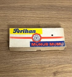Perihan Mühür Mumu 1980s 3/2 Dolu Kutu AOB4977 - 3