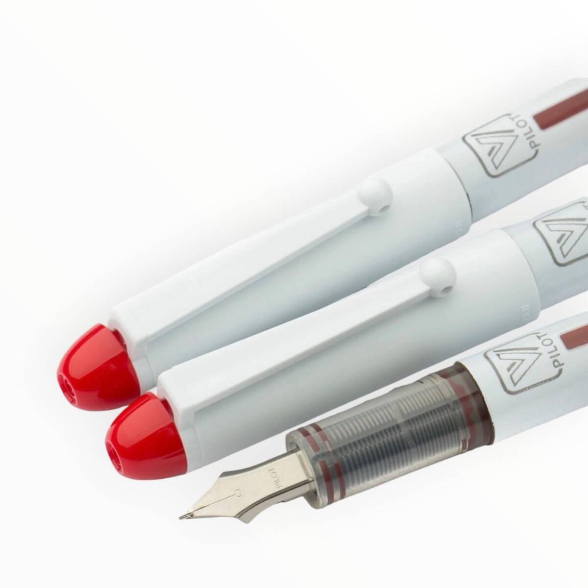 Pilot V5 Kırmızı Dolma Kalem AOB7555 - 4